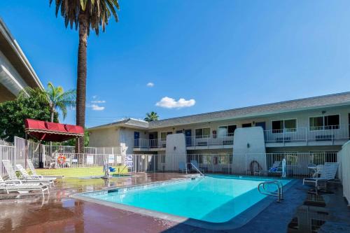 Motel 6-Redlands, CA