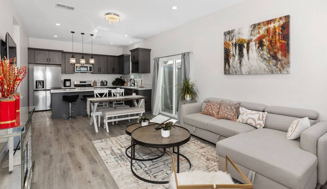 New Construction Home 2024 - Vacation Mid-Term Rental Opportunity