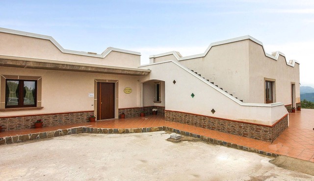 Nice home in Torchiara with kitchen in Torchiara