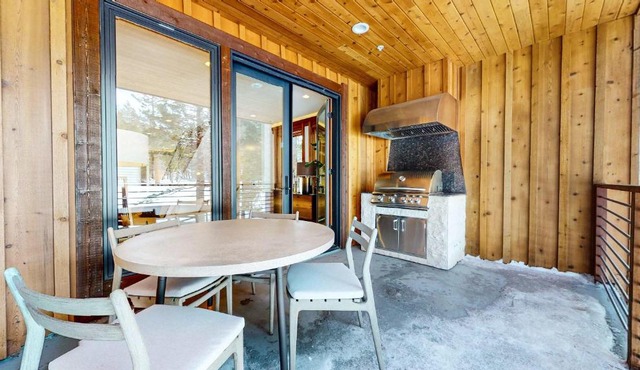 Obsidian Ski & Golf Villa - 3 BDR Prime Location