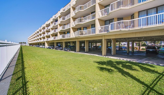 Oceanfront, third-floor villa with large private balcony and shared pools in Folly Beach