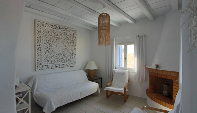 Parikia: Charming Cycladic villa with panoramic view
