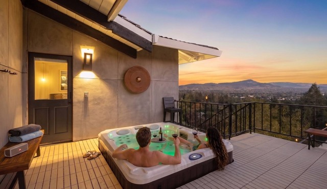 Pool-Hot Tub-Sauna-EVCharger | Wine Country Vistas
