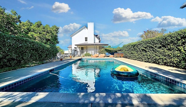 Private Spa Retreat: Saltwater Hot Tub, Pool, Spa Services, Chef, Yoga, 2 Homes