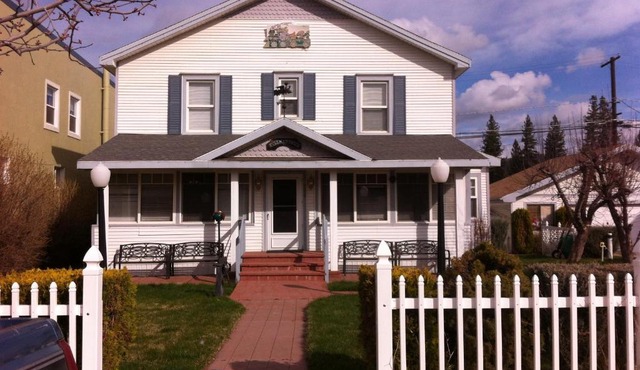 Pullman House Inn