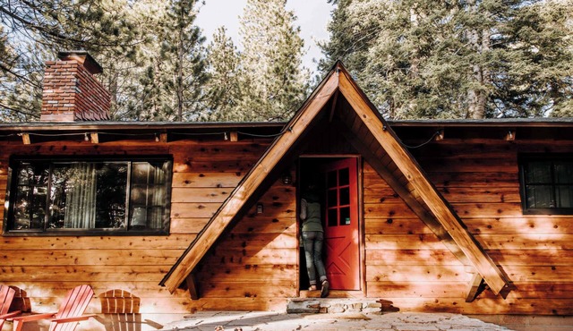 Quaint 2-bedroom cabin in Green Valley Lake