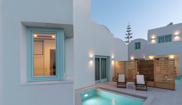 R 3075 Villa Fargo With Air Conditioning.Wi-Fi Internet Access & Breakfast