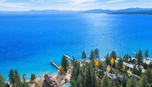 Relaxed Lakefront Living Cozy 1BR Tahoe Condo