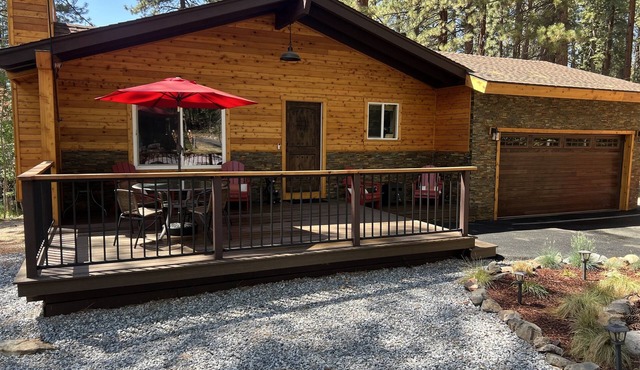 Remodeled Hot Tub Home Near Heavenly Village, Chairlift and Lake-Sleeps 9 Max