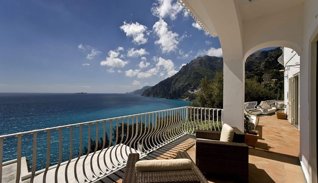 Rentals in Italy - Villa Magnolia, in Positano, with hot tub and sea view