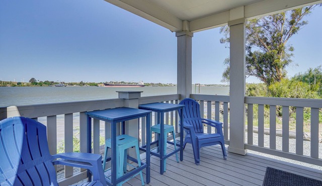 Riverfront Isleton Cottage < 1 Mi to Rio Vista! in Isleton