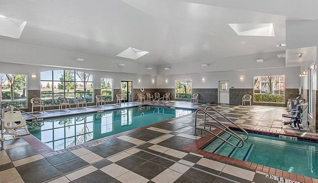 Rocklin King Suite | Pool + Free Daily Breakfast