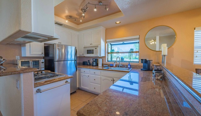 Romantic 1BR suite at Winery w/Views!