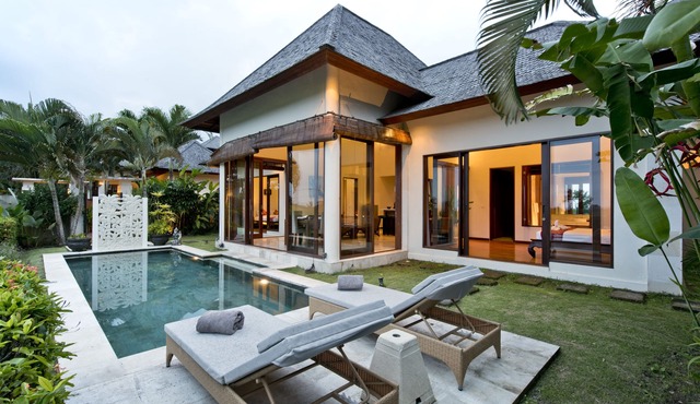Sahaja 4 Private Pool Villa with Rice Field View