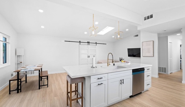 San Diego vacation home 10 minutes from down town