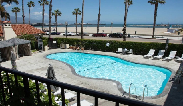 Santa Barbara Coastal Stay! Onsite Pool, Fire Pit Lounges & Harbor Walks Nearby!