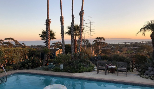 SB home. 1/2 acre gardens . Pool, hot tub. World Class Unobstructed Views.