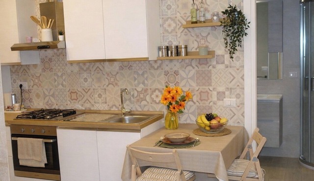 Severino Sweet Home: cozy downtown vacation home for couples and families.