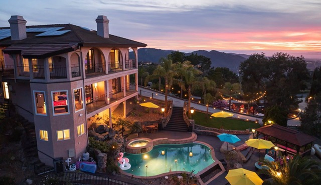 Sky Candy Estate - Sunrise+Sunset Views, Pool, Spa