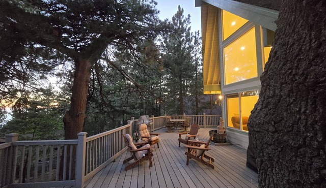 Snow Valley:10 min. Easy Drive Up/Down. CLEAN! 1900 sf. Jacuzzi Tubs. Discounts!