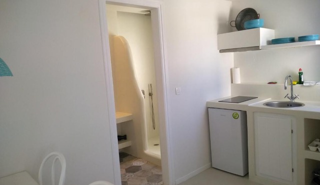 Sol-Mate Suites
