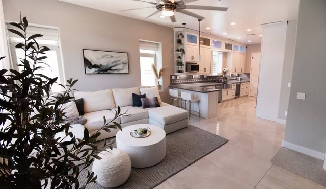 Spacious 4BR Midtown Home - Perfect for Big Groups