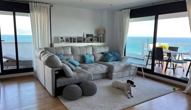 Spacious modern penthouse, spectacular views of Malaga, Gibraltar and Morocco