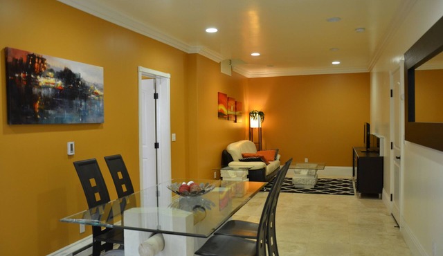 Spacious Mountain View 1B/1B In-law Suite
