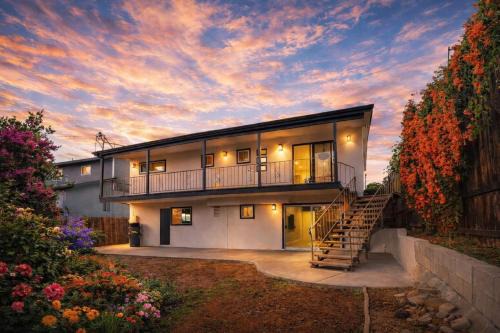Spacious & Newly Renovated Villa in San Diego - Perfect for Families