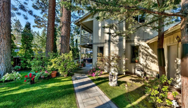 Starts 499.00 Nite Park n Walk 3Blks-Beach, Stateline Casinos & Ski Gondola