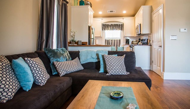 Steps to Dining + Shops | Paso Robles Wine Country | Baby Bliss