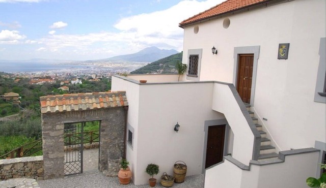 Studio apartment Casa Scola Agriturismo Gragnano