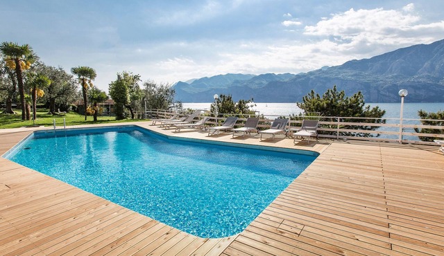 Studio mit Seeblick, BBQ und Gemeinschaftspool by Interhome in Malcesine