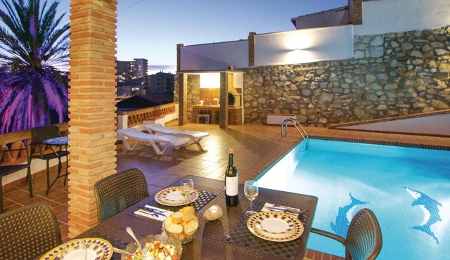 Stunning apartment in Fuengirola, Malaga
