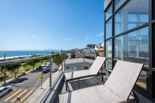 Stunning Panoramic Ocean Views Penthouse Hot Tub in Manhattan Beach
