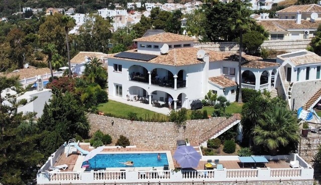 Stunning, private Villa with spectacular sea views, private pool, allday sun