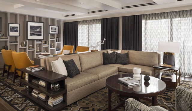 Suite + Connecting Room at a 4⭐️ Hotel