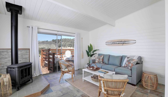 Summer Delight with Big ocean views . Minimum 30 night rental