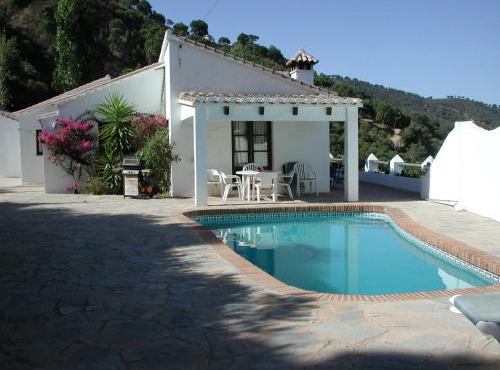 Sunny Casares Villa with Pool