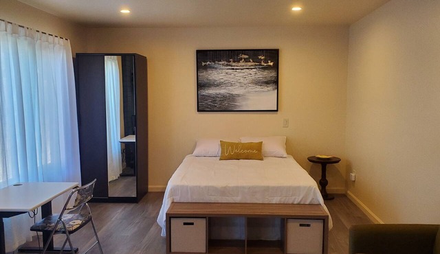 Terrific studio in Chula Vista with cozy vibes