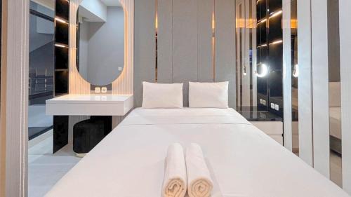 The Luxury Studio at Delft Ciputra Makassar Apartment By Travelio