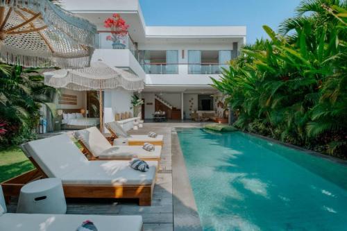 Top Rated 4BR Villa just 5 min to Finns Beach Club