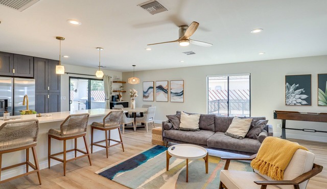 Topock’s Premier Luxury Rental Home: 5 Mi to River