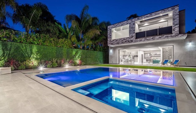 Ultra Luxury Modern Villa