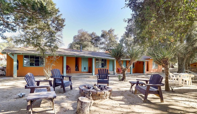 Unique 6 Acre Ranch w/ Pool & Farm Animals!