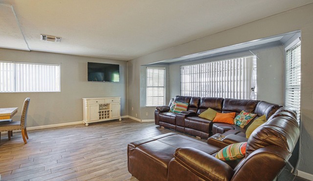 Updated El Centro Home w/Private Patio
