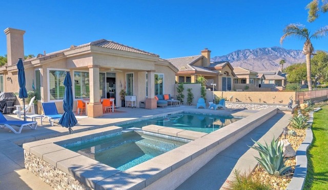 Upscale Golf Villa with pool and great views at Desert Princess in Palm Springs