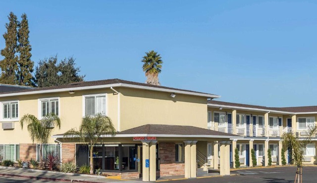 Vallejo Inn