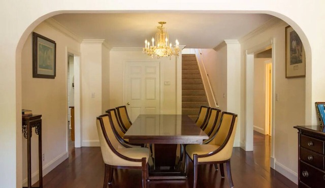 Very clean spacious home available close to SFO and downtown Burlingame.