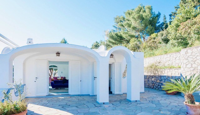 VILLA CALA - Six Bedroom Villa, Sleeps 12